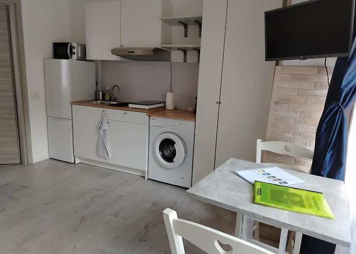 Apartament La Casa Dei Laghi 1 - Near Jrc & Leonardo *