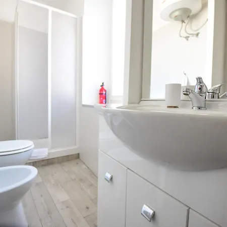 La Casa Dei Laghi 1 Comabbio Monate Maggiore Orta Apartment *