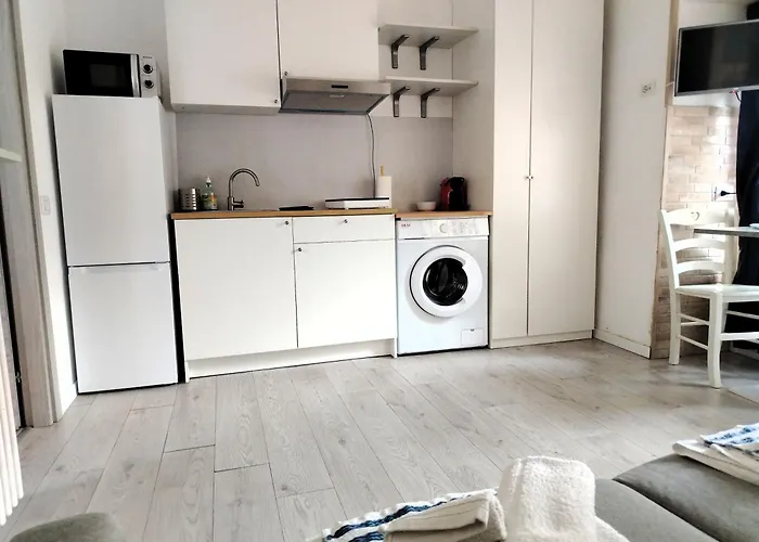 La Casa Dei Laghi 1 - Near Jrc & Leonardo 公寓 Mercallo